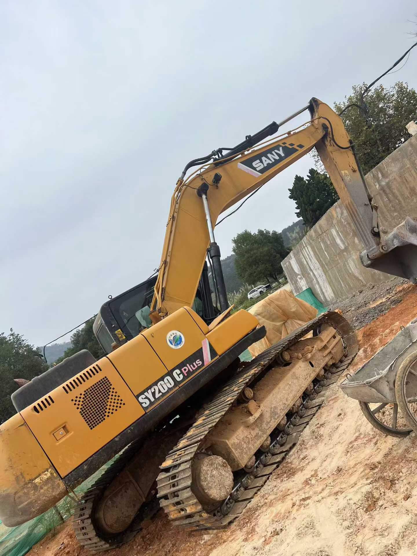 Buy Sany SY200C Used Excavator / 5