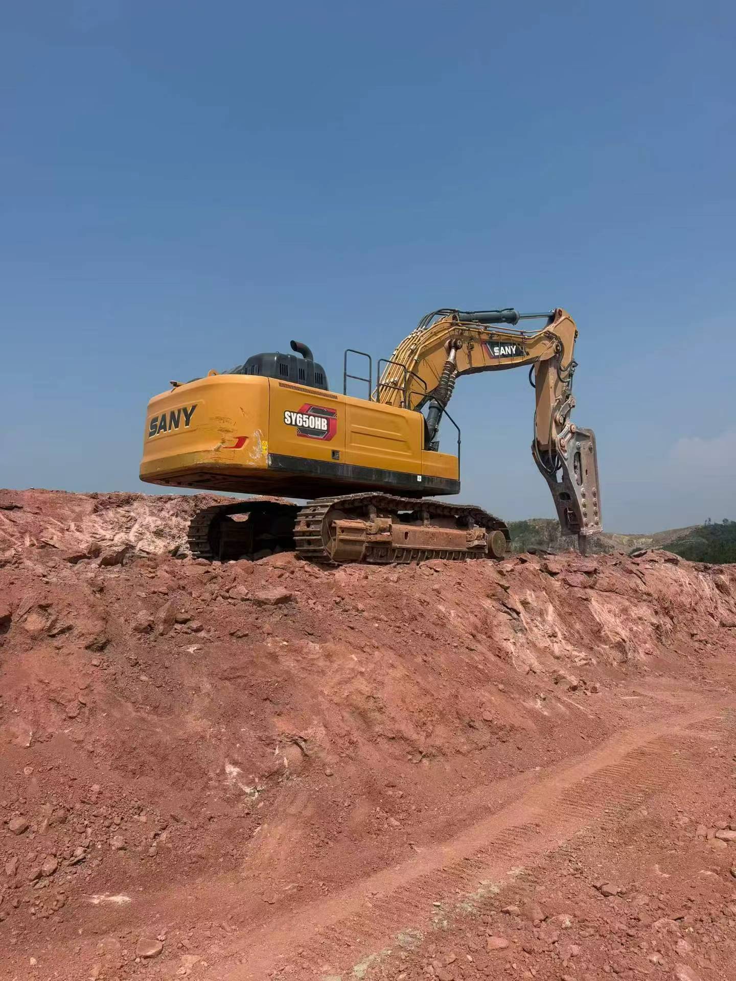 Buy Sany SY650H Used Excavator / 2