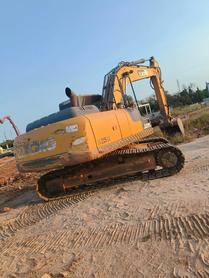 Buy XCMG XE215DA Used Excavator / 2 Buy XCMG XE215DA Used Excavator / 2