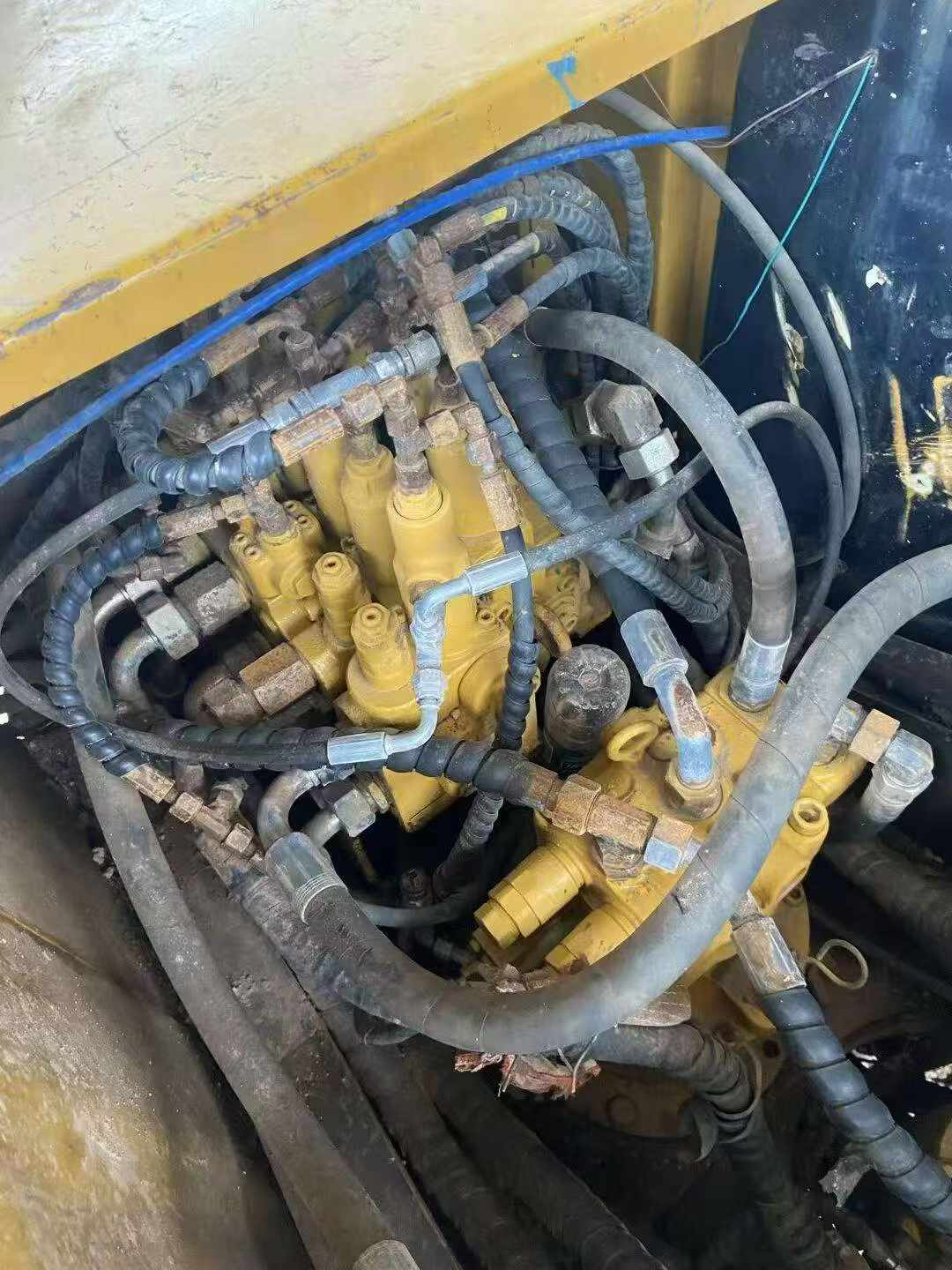 Buy Sany SY135 Used Excavator / 4