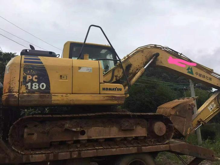 Buy Komatsu PC210-8 Used Excavator / 1