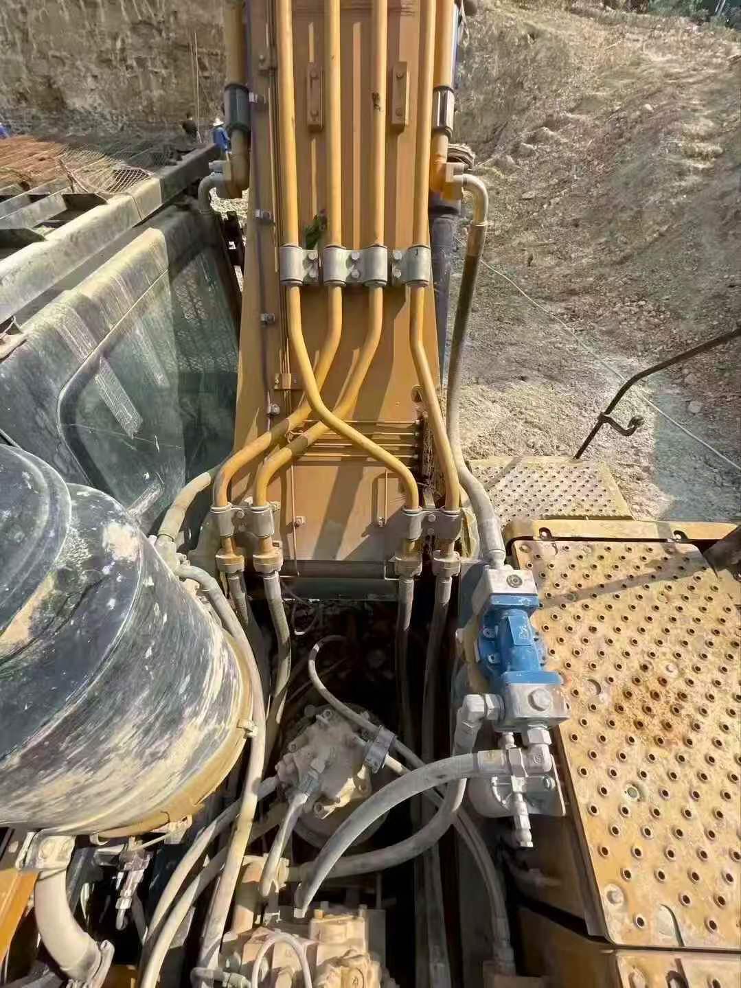 Купить Подержанный Экскаватор Sany SY550H / 9