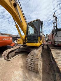 Buy Komatsu PC200-8 Used Excavator / 8 Buy Komatsu PC200-8 Used Excavator / 8