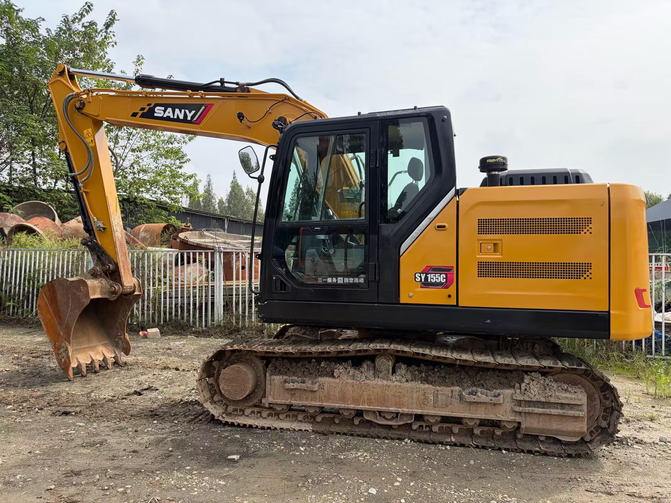 Buy Sany SY135 Used Excavator / 4