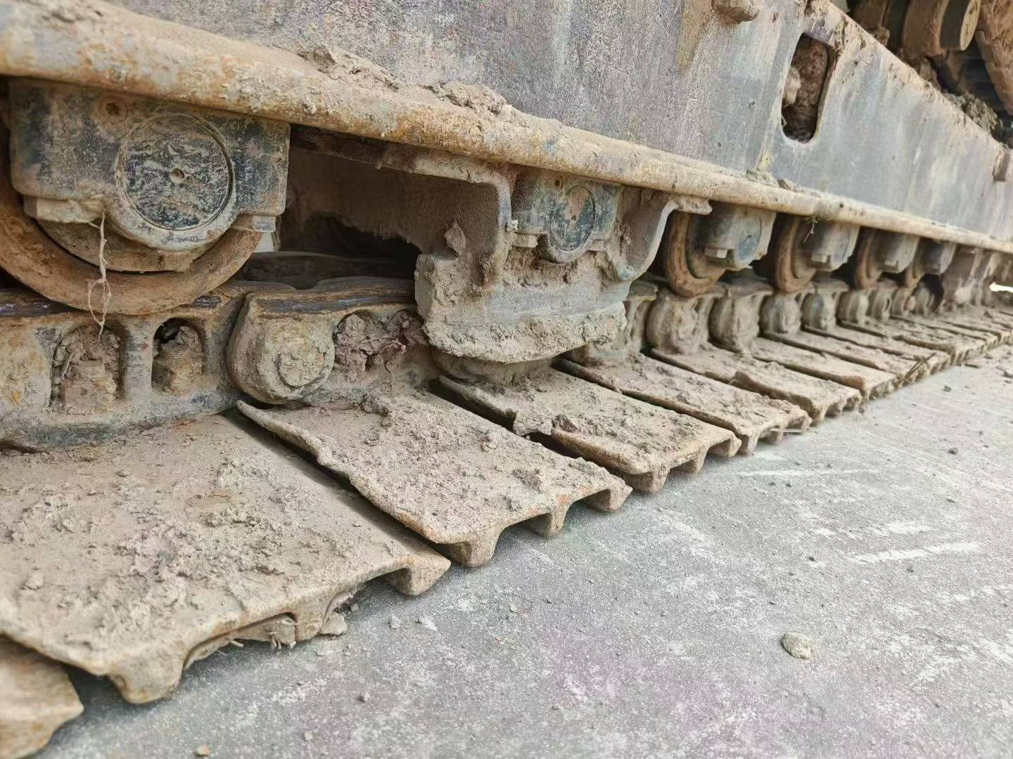 Buy Hitachi ZX240 Used Excavator / 5