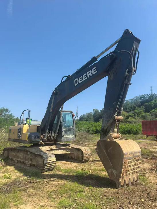Buy JohnDeere E210 Used Excavator / 1