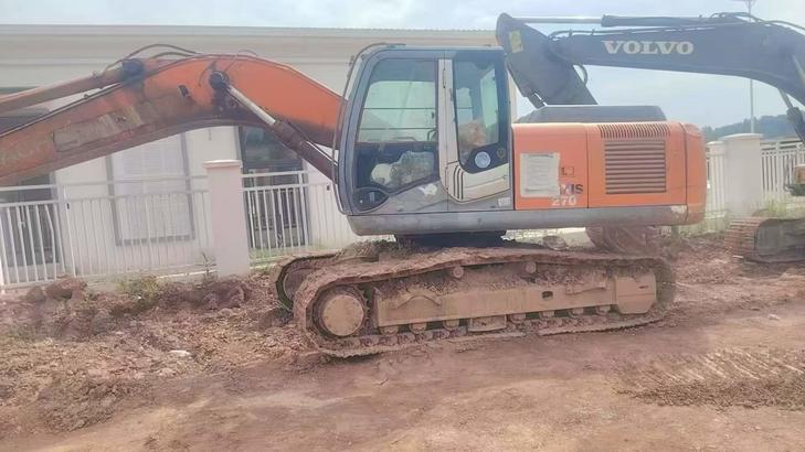 Buy Hitachi EX240-3 Used Excavator / 1