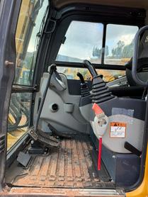 Buy XCMG XE55D Used Excavator / 9 Buy XCMG XE55D Used Excavator / 9