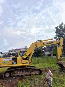 Buy Komatsu HB215LC-1 Used Excavator / 2 Buy Komatsu HB215LC-1 Used Excavator / 2