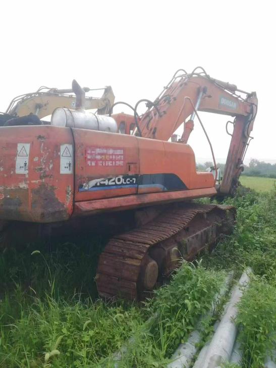 Buy Doosan DH370 Used Excavator / 1
