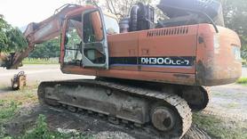 Buy Doosan DH300-7 Used Excavator / 3 Buy Doosan DH300-7 Used Excavator / 3
