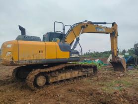 Buy XCMG XE200 Used Excavator / 2 Buy XCMG XE200 Used Excavator / 2