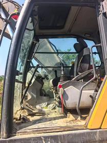 Buy JohnDeere E210 Used Excavator / 3 Buy JohnDeere E210 Used Excavator / 3