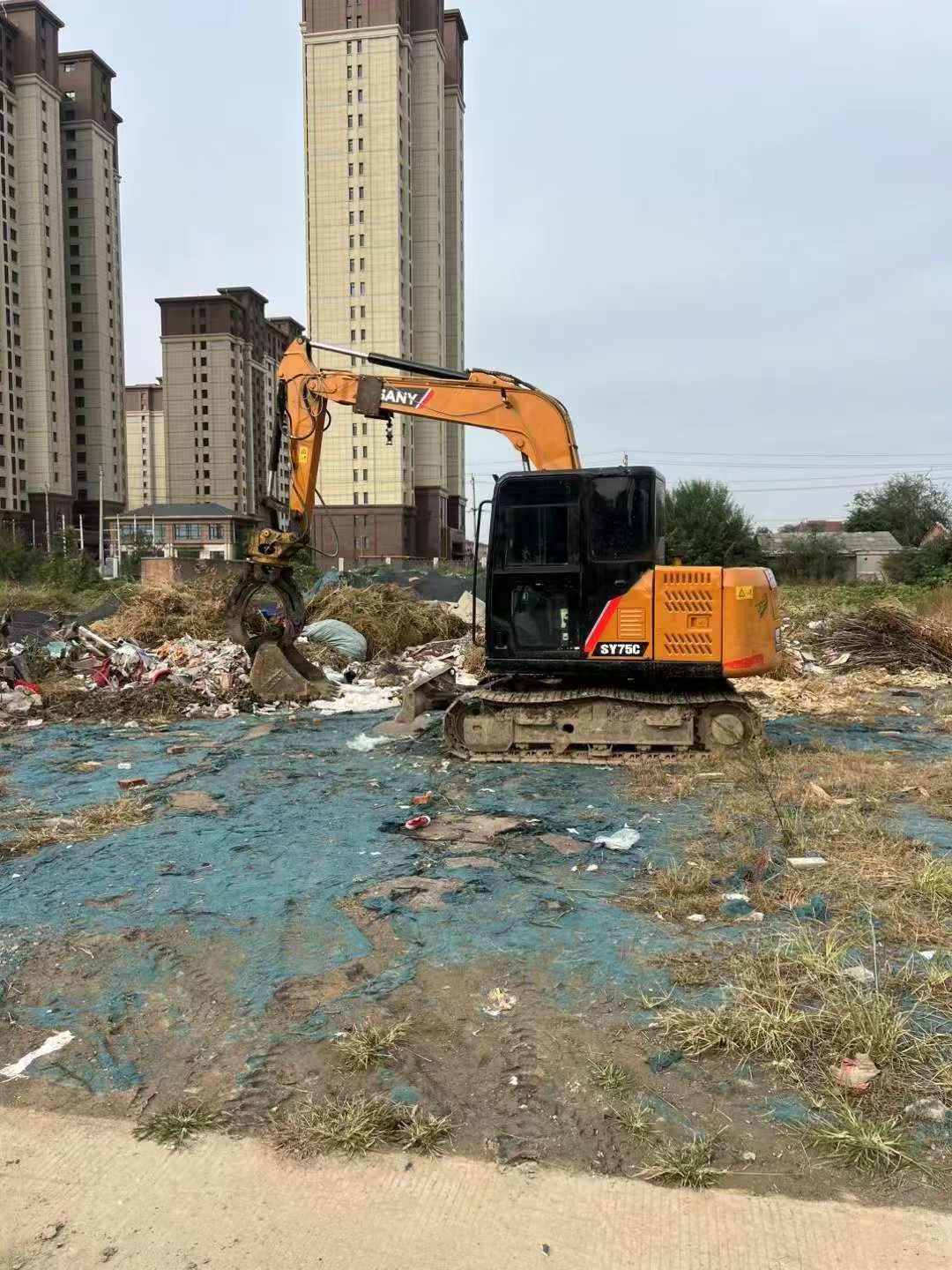 Buy Sany SY75 Used Excavator / 3
