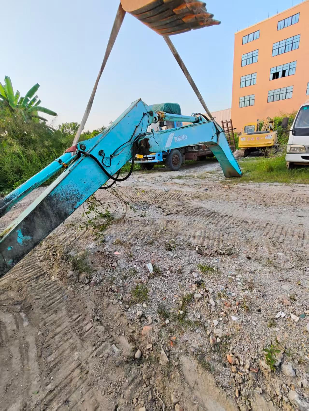 Buy Kobelco SK120 Used Excavator / 2
