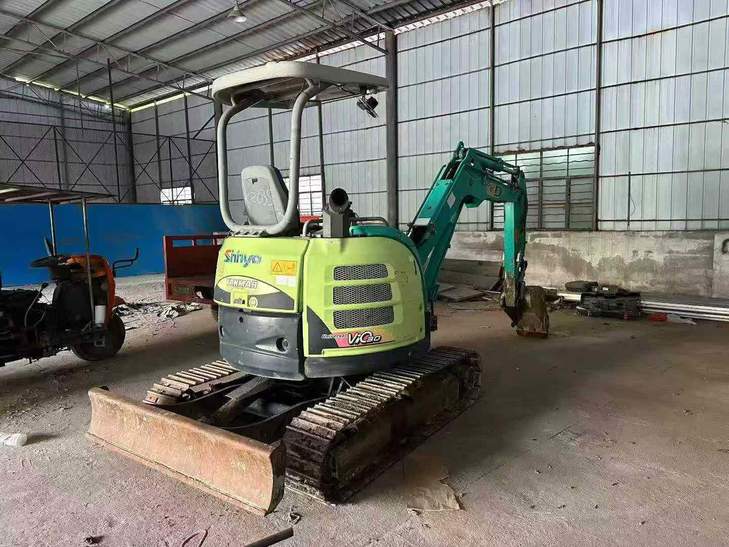 Buy Yanmar VIO30-5B Used Excavator / 1
