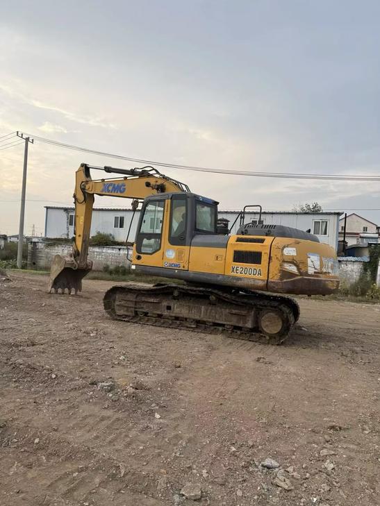 Buy XCMG XE200 Used Excavator / 1