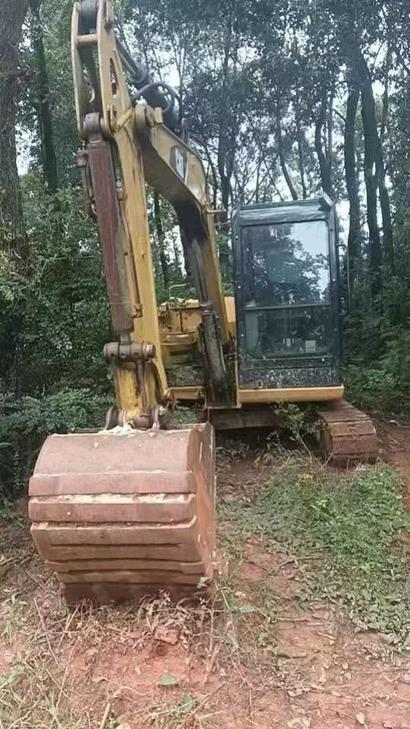 Buy Caterpillar 305.5 Used Excavator / 1