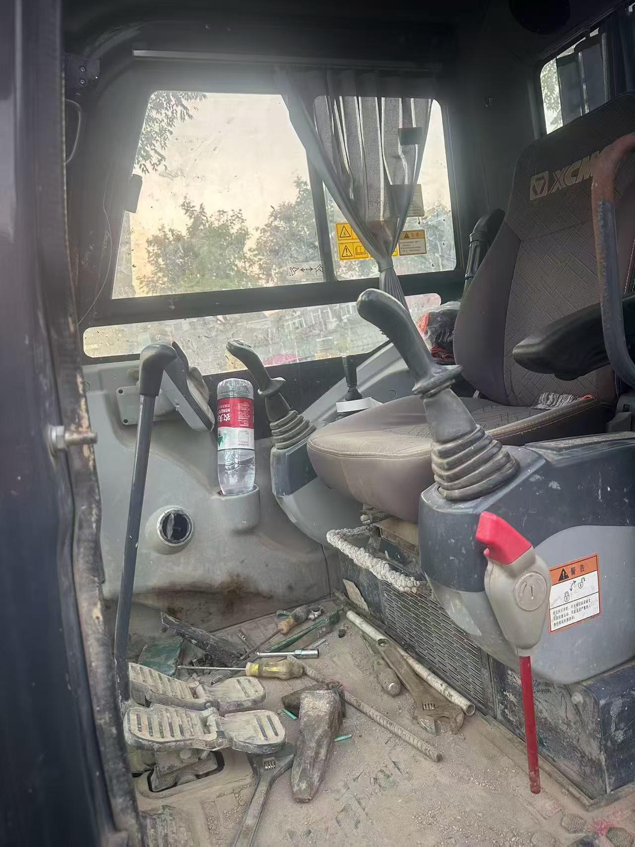 Buy XCMG XE60 Used Excavator / 2