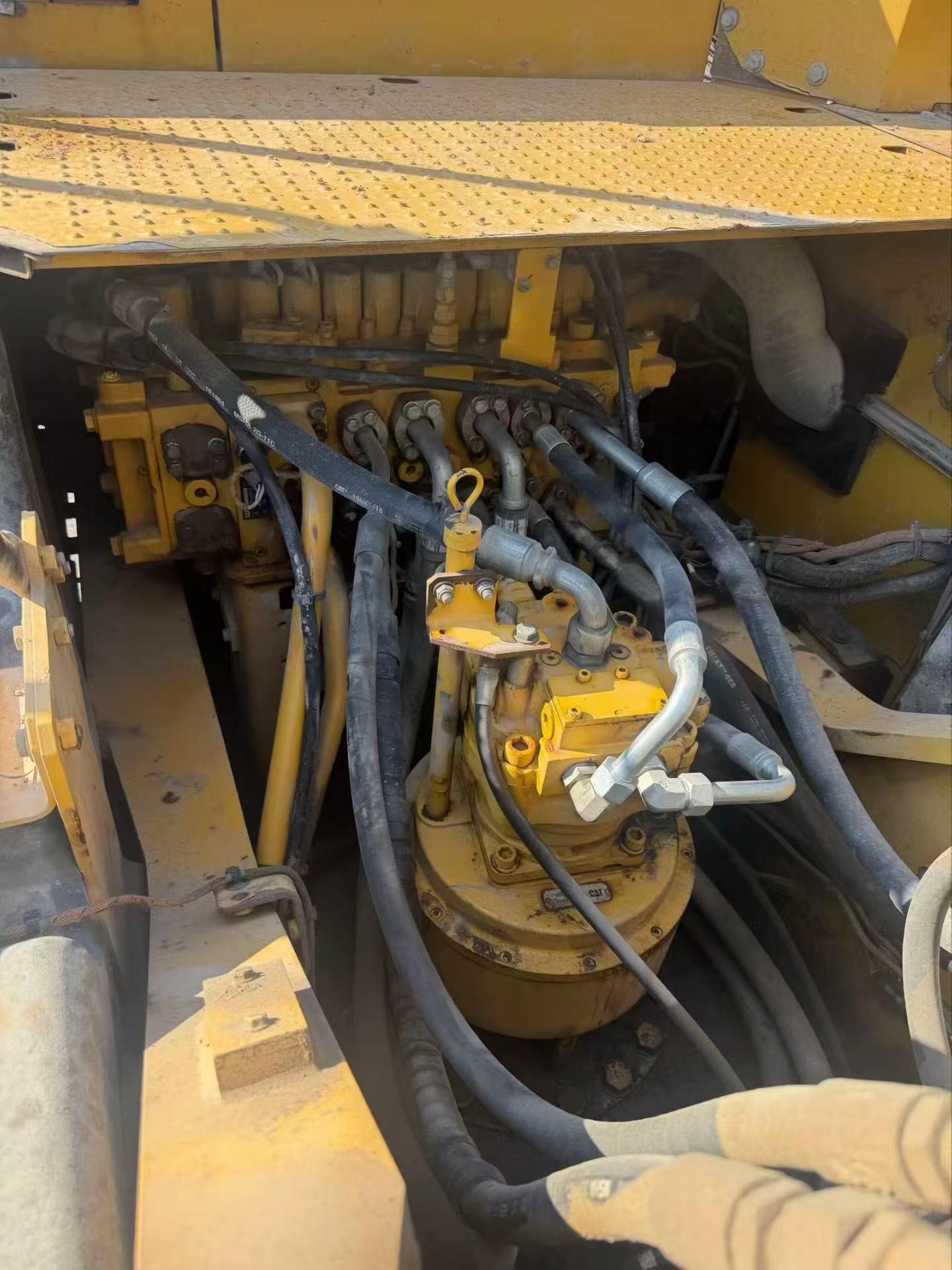 Buy Caterpillar 330B Used Excavator / 7