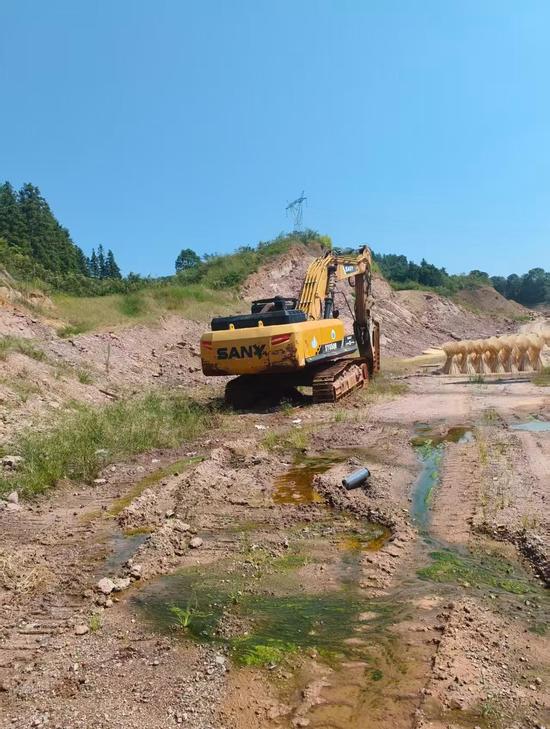 Buy Sany SY550H Used Excavator / 1