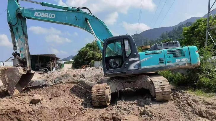 Buy Kobelco SK350-8 Used Excavator / 1