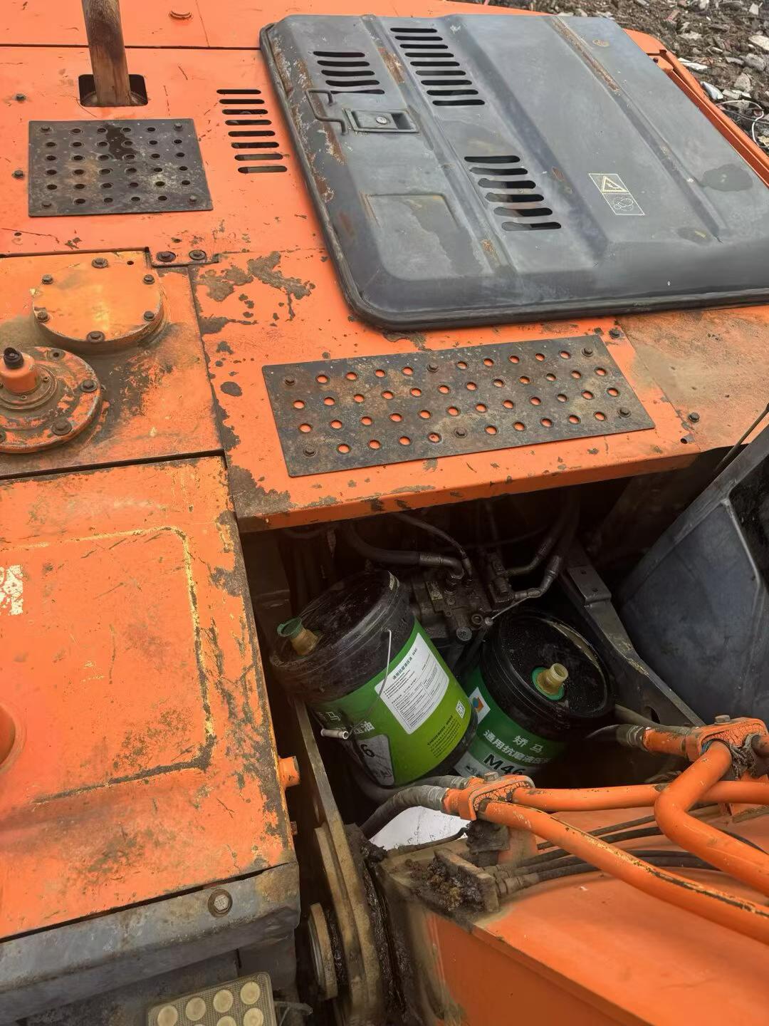 Buy Hitachi EX200 Used Excavator / 5