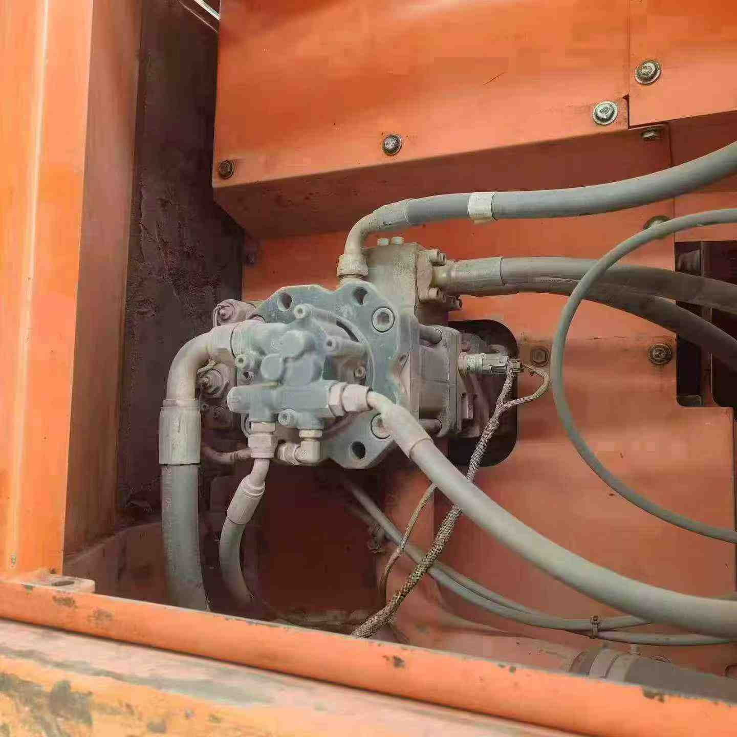 Buy Doosan DX120 Used Excavator / 1