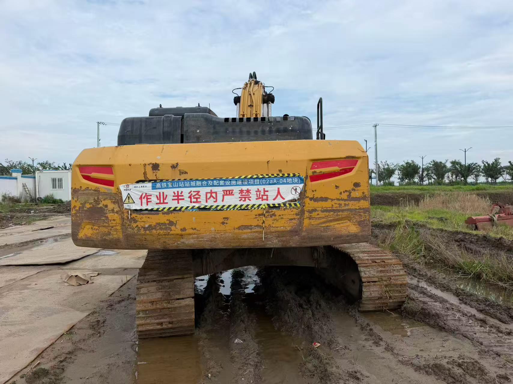 Buy Sany SY245H Used Excavator / 3 Buy Sany SY245H Used Excavator / 3