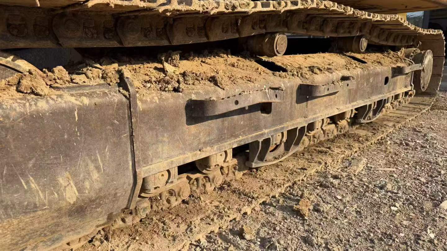 Buy Caterpillar 320A Used Excavator / 4