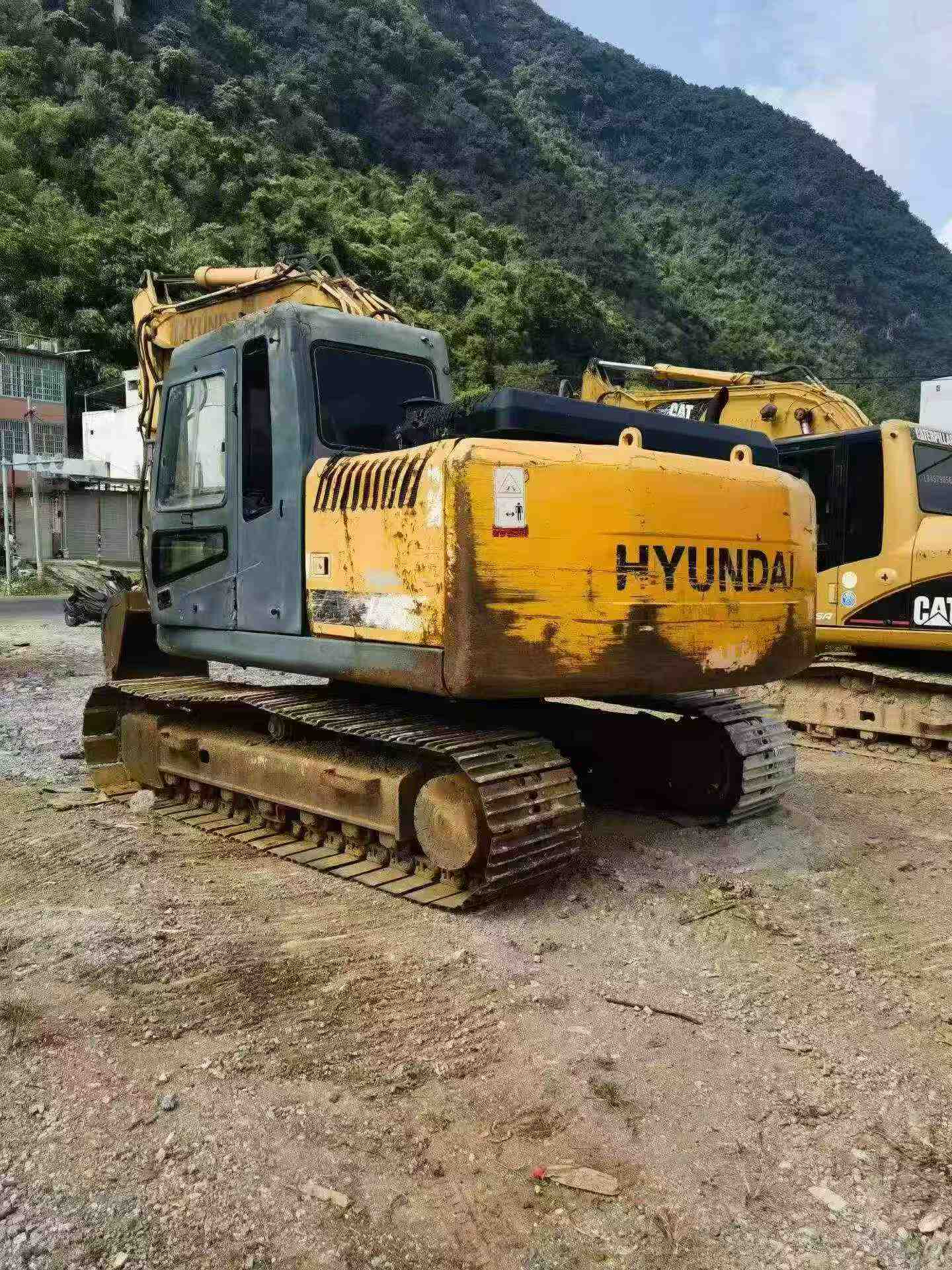 Buy Hyundai R150-7 Used Excavator / 2 Buy Hyundai R150-7 Used Excavator / 2