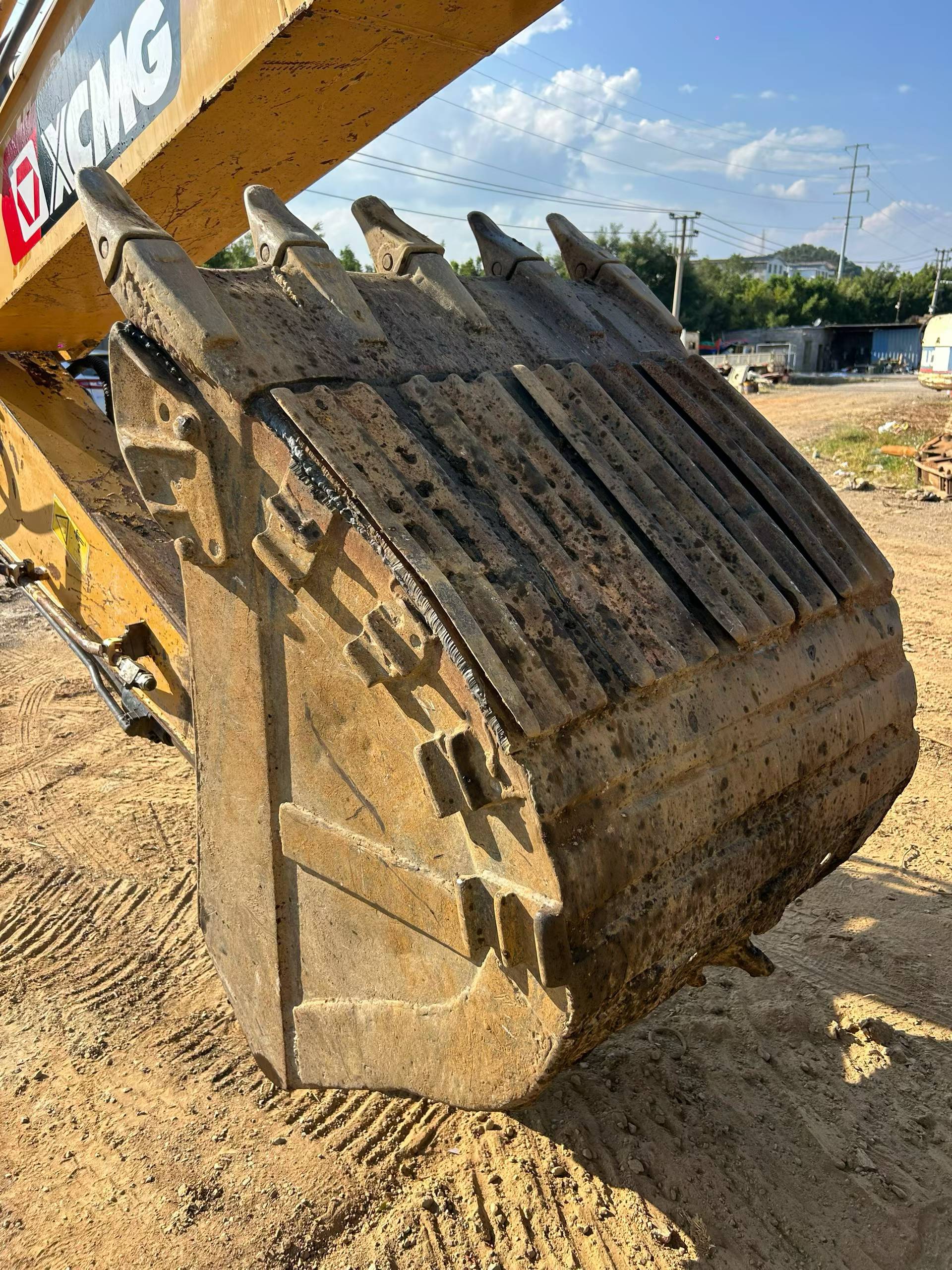 Buy XCMG XE200 Used Excavator / 3 Buy XCMG XE200 Used Excavator / 3