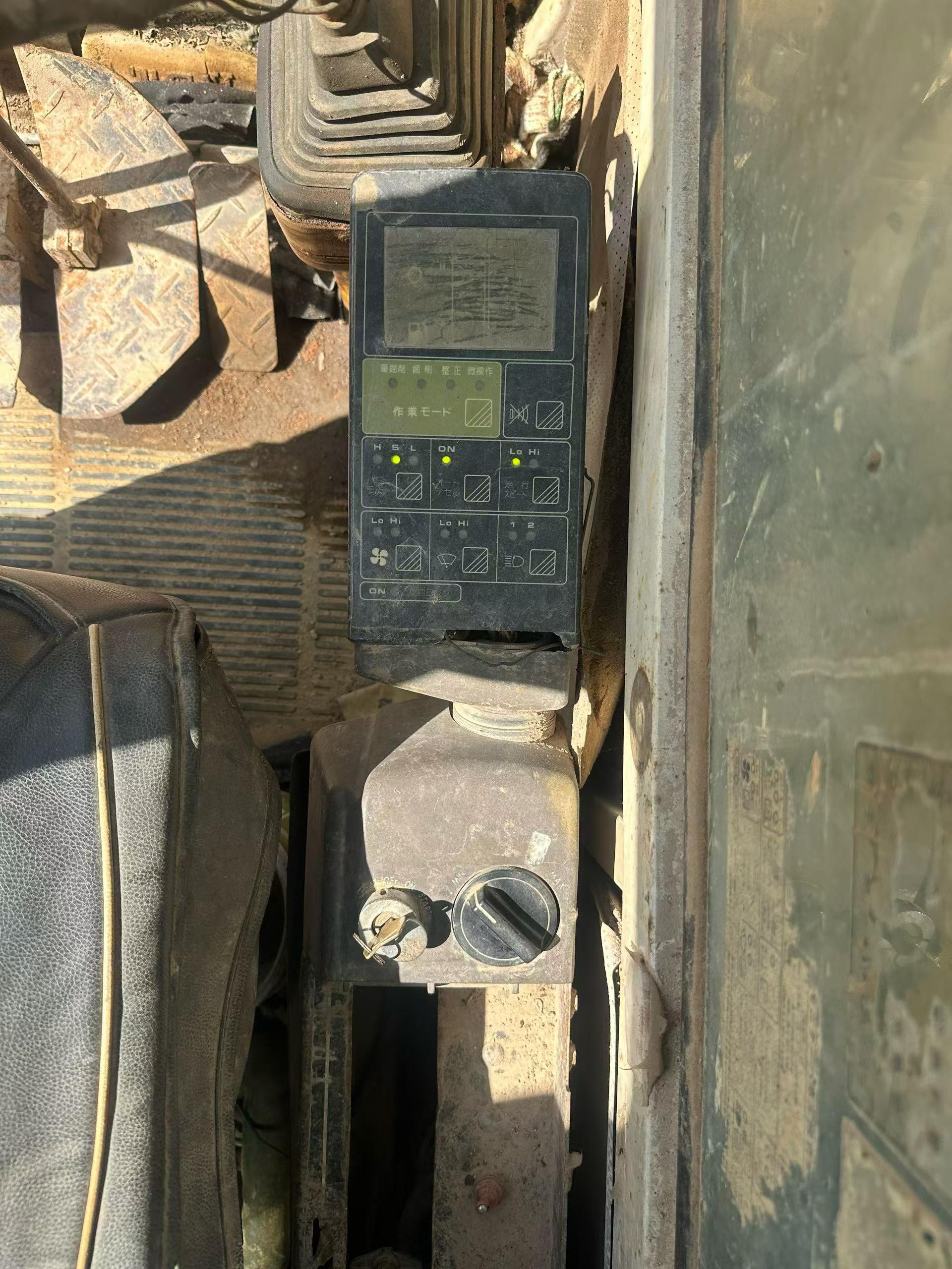 Buy Komatsu PC120-5 Used Excavator / 5 Buy Komatsu PC120-5 Used Excavator / 5