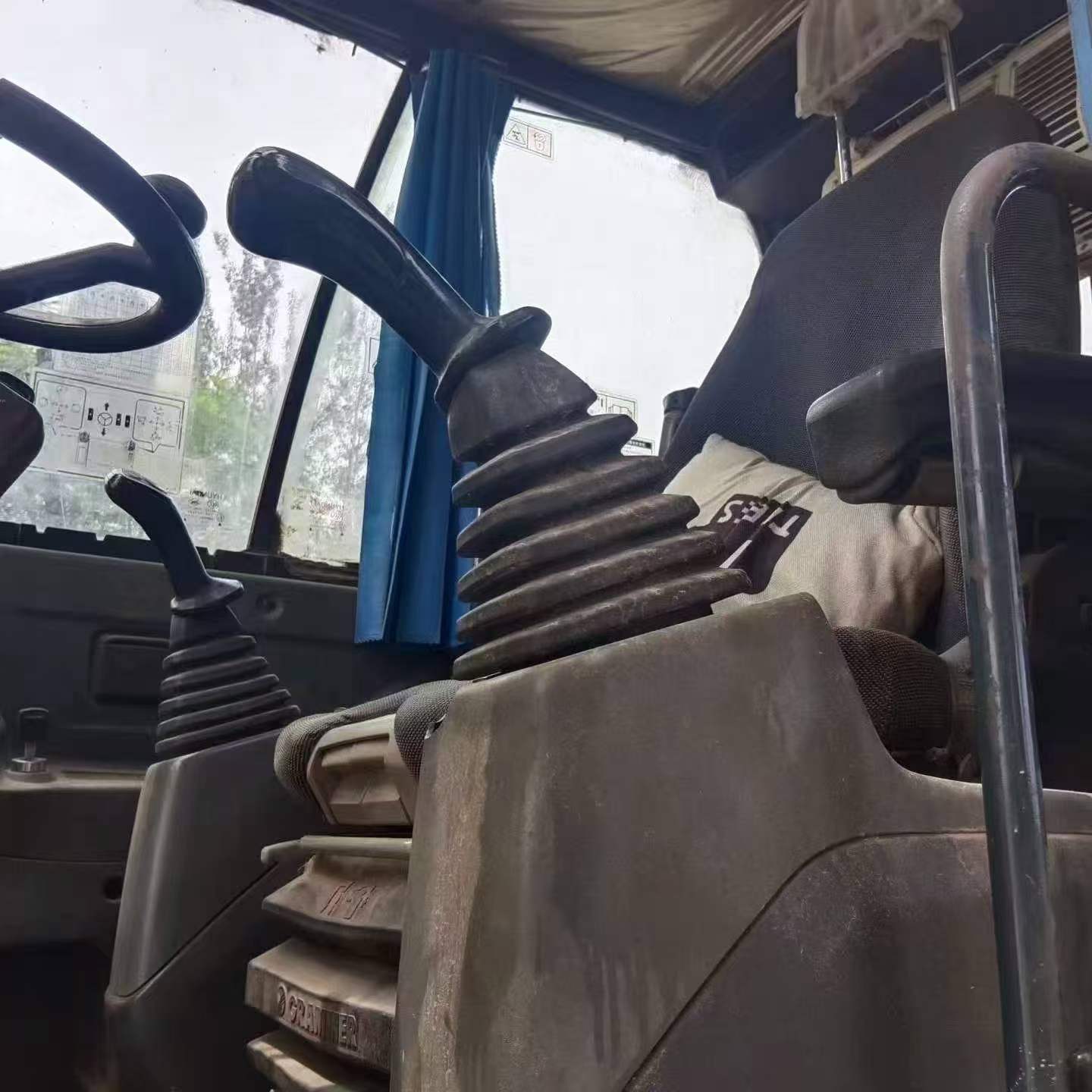 Buy Hyundai R60-9 Used Excavator / 8 Buy Hyundai R60-9 Used Excavator / 8