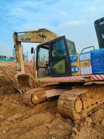 Buy Komatsu PC200-7 Used Excavator / 2 Buy Komatsu PC200-7 Used Excavator / 2