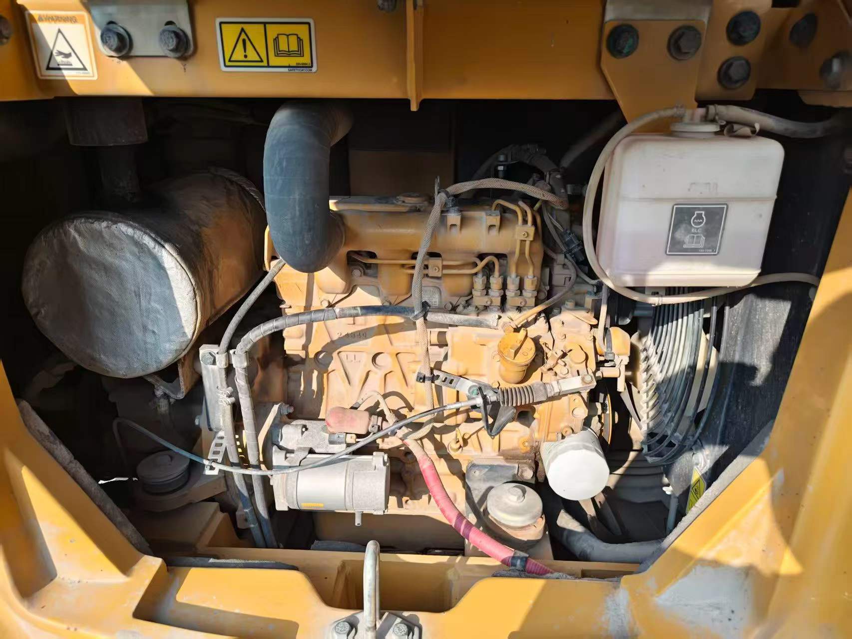 Buy Caterpillar 305.5 Used Excavator / 3 Buy Caterpillar 305.5 Used Excavator / 3