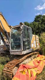 Buy Sany SY200C Used Excavator / 2 Buy Sany SY200C Used Excavator / 2