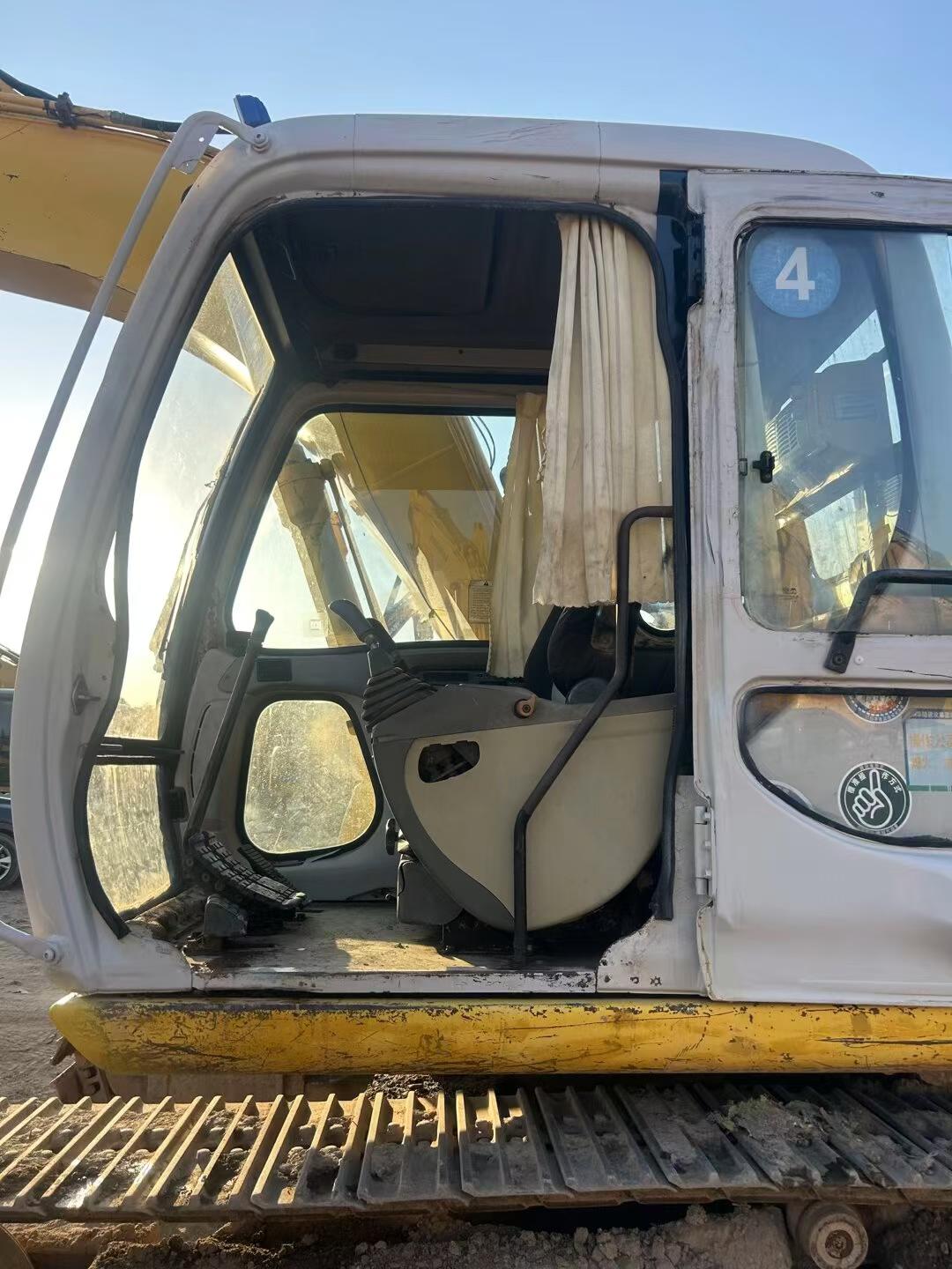 Buy Sumitomo SH120 Used Excavator / 4 Buy Sumitomo SH120 Used Excavator / 4