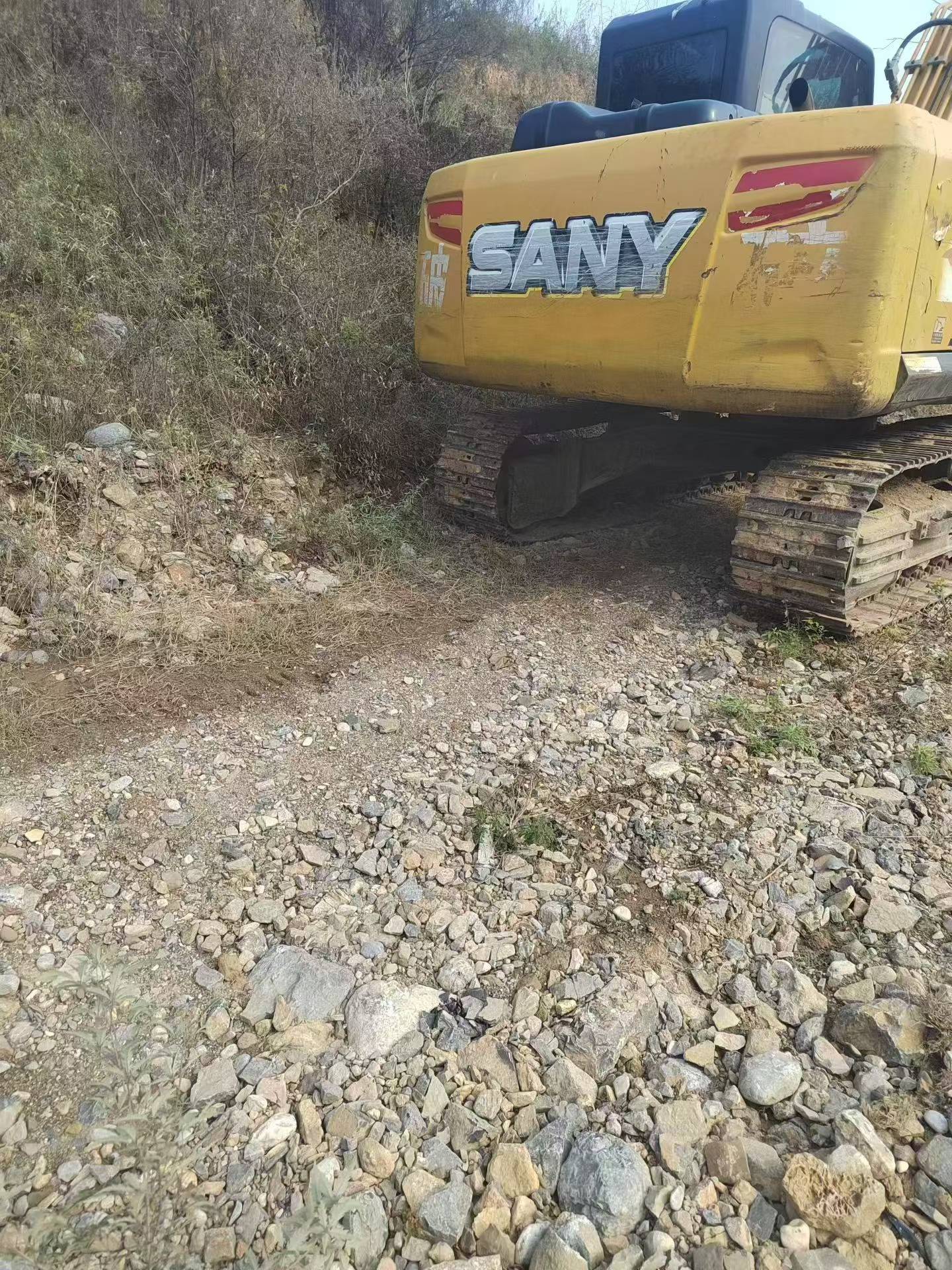 شراء حفارة Sany SY155C مستعملة / 6