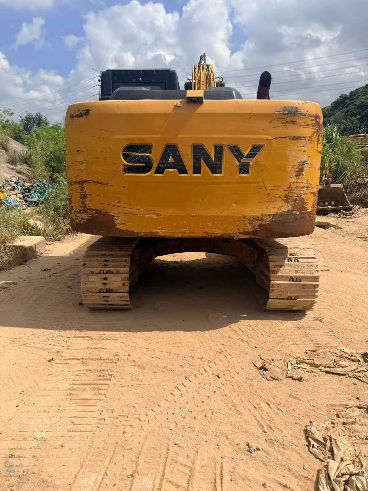 Buy Sany SY135 Used Excavator / 8 Buy Sany SY135 Used Excavator / 8
