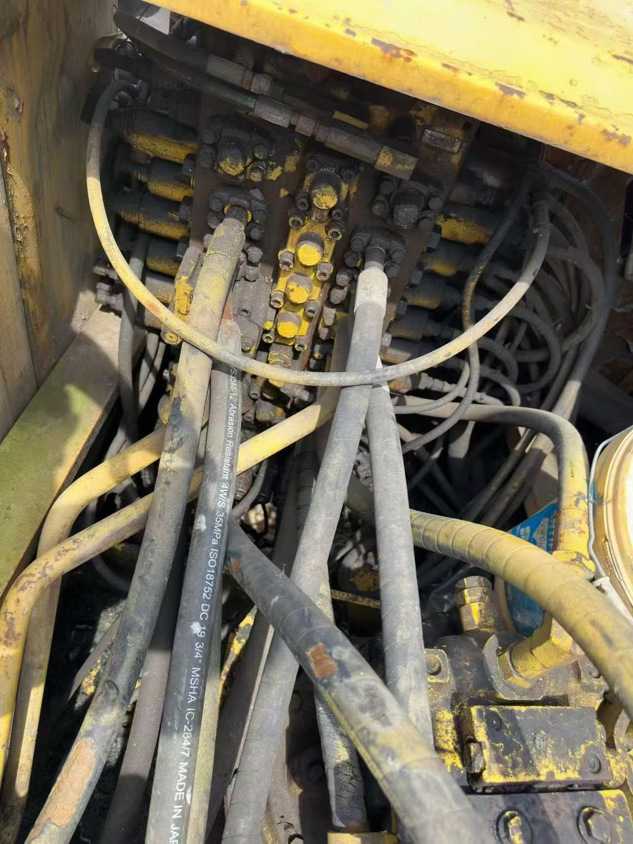 Buy Komatsu PC200-7 Used Excavator / 4 Buy Komatsu PC200-7 Used Excavator / 4