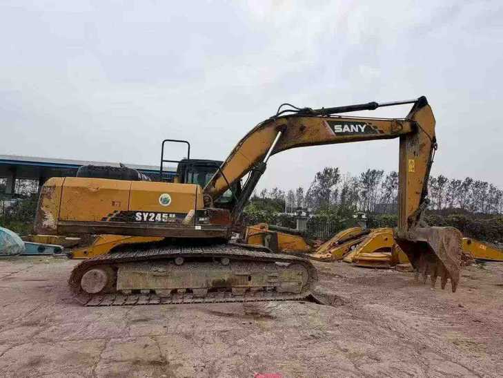 Buy Sany SY245H Used Excavator / 1