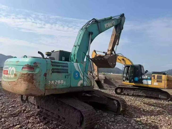 Buy Kobelco SK260 Used Excavator / 1