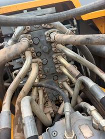 Buy Liebherr R920 Used Excavator / 4 Buy Liebherr R920 Used Excavator / 4