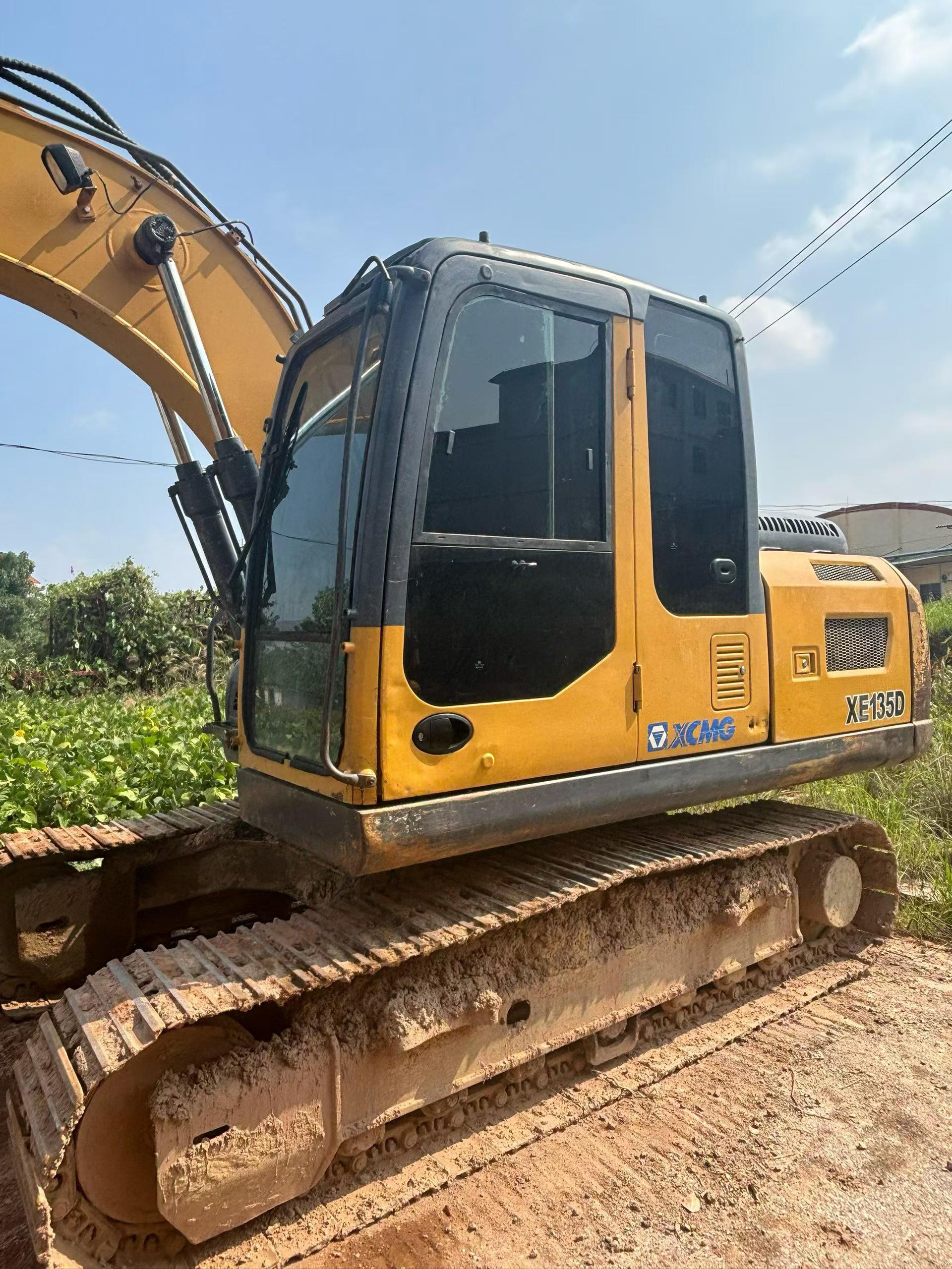 Buy XCMG Used Excavator / 1