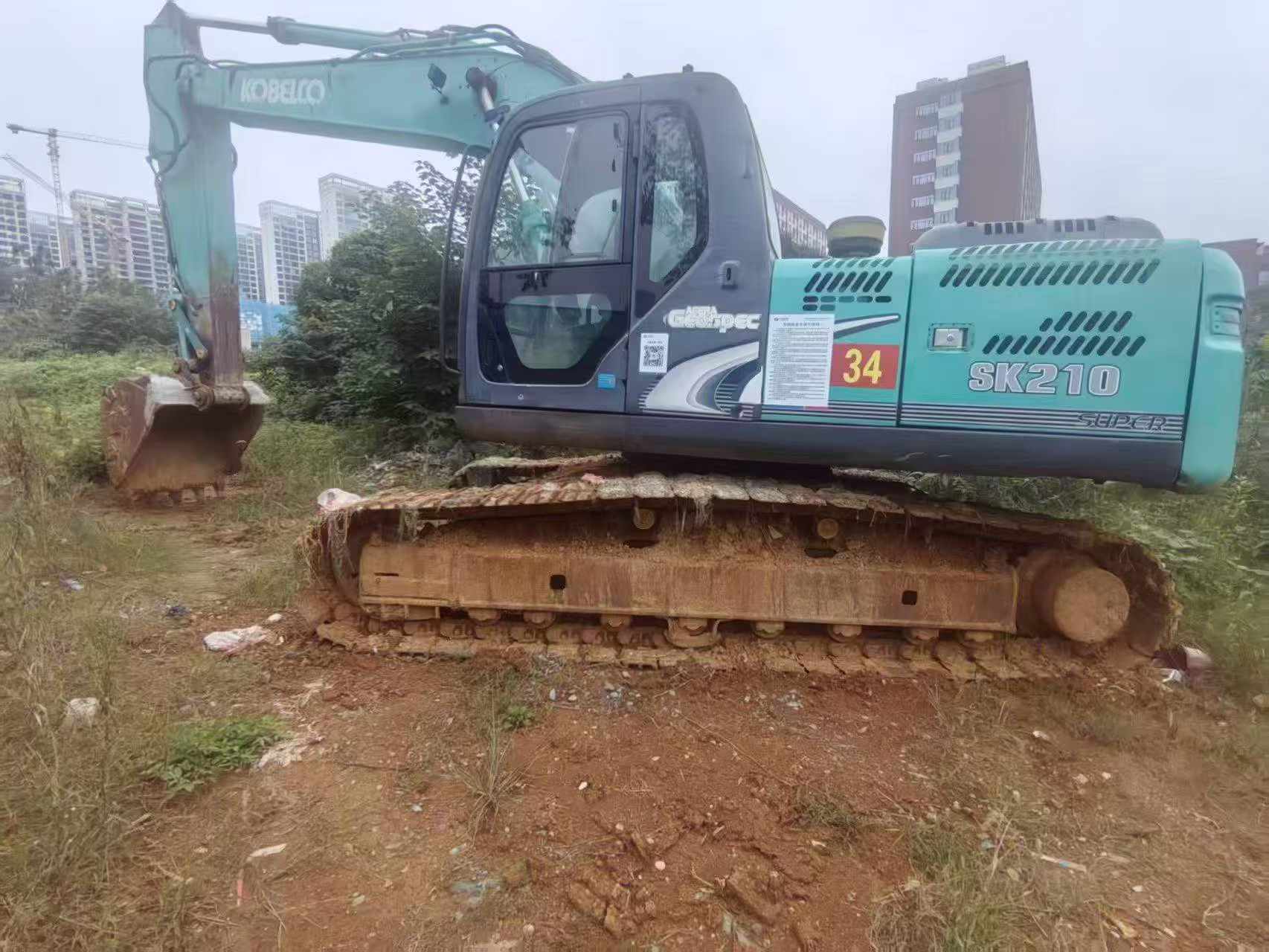Buy Kobelco SK210 Used Excavator / 1