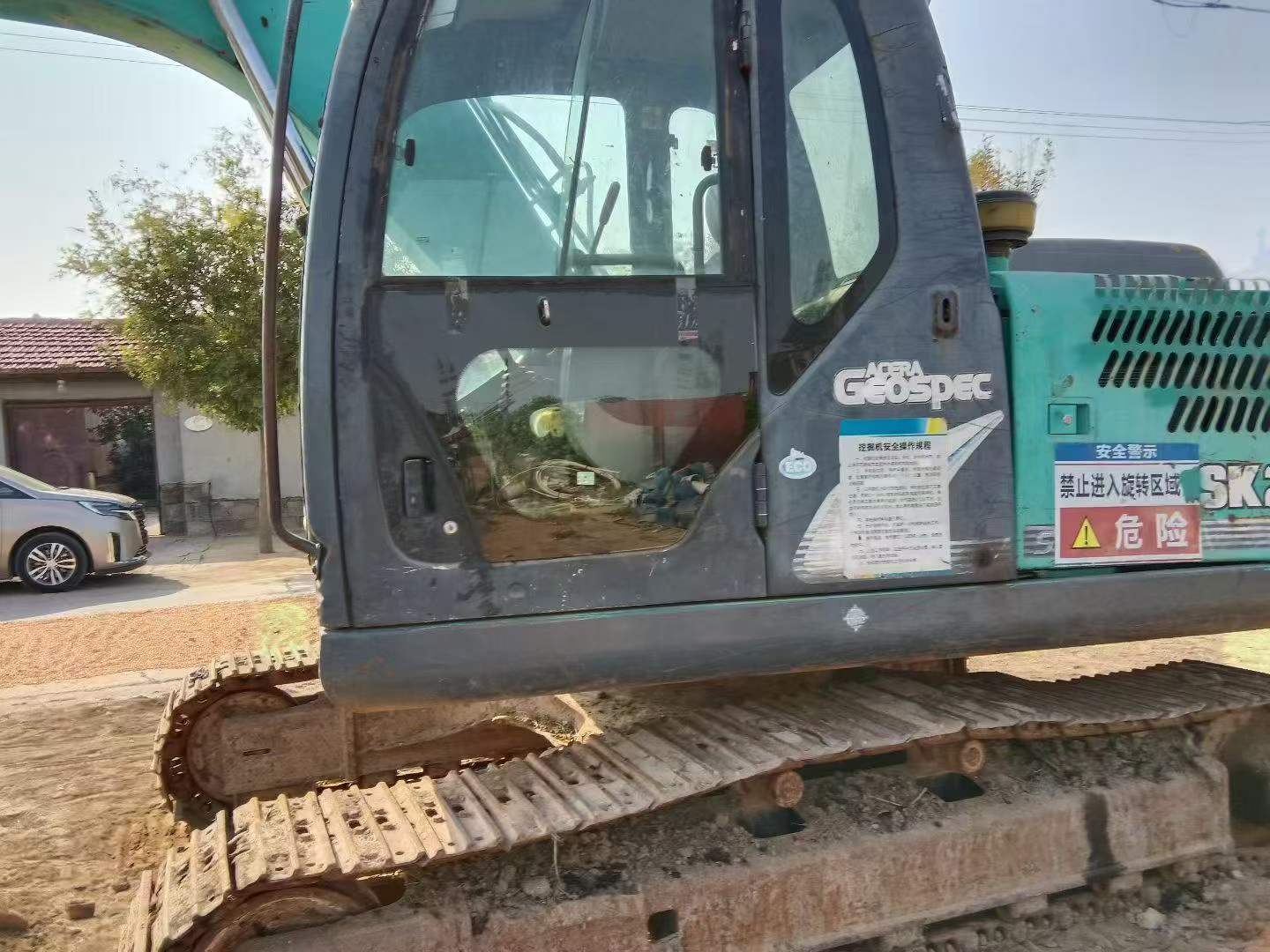 Buy Kobelco SK140 Used Excavator / 2 Buy Kobelco SK140 Used Excavator / 2