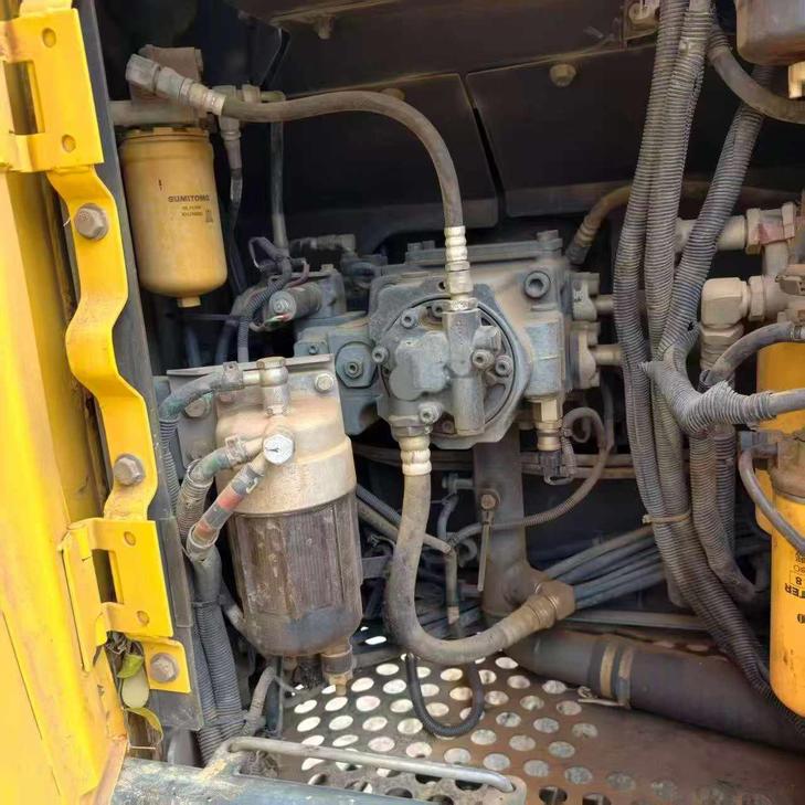 Buy Sumitomo SH130-3 Used Excavator / 1