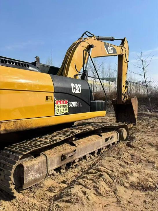 Buy Caterpillar 326DL Used Excavator / 1