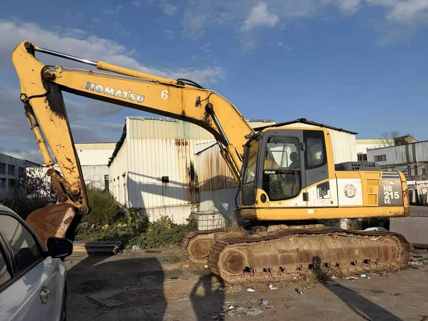 Compre Excavadora Komatsu HB215LC-1 Usada / 3